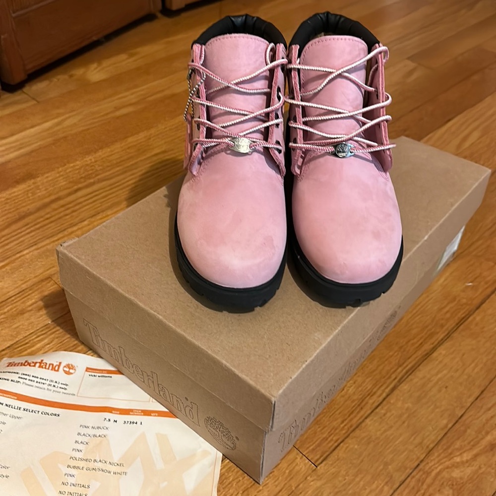 Pink timberland boots never worn